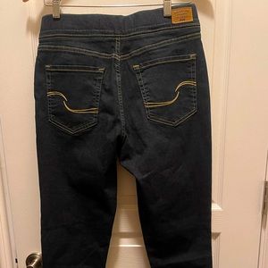 Levis Signature shaping